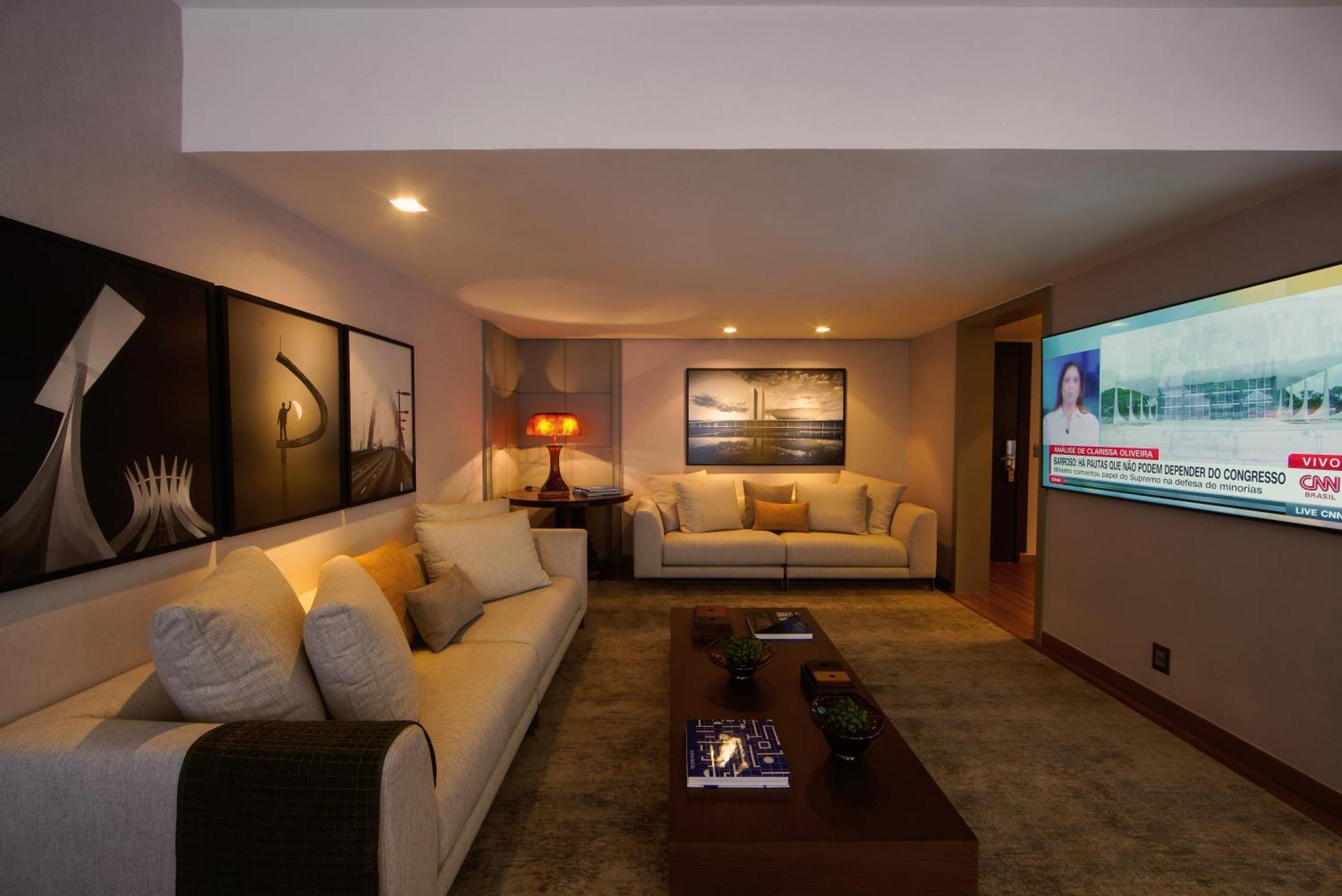 Kubitschek Plaza Hotel 4*